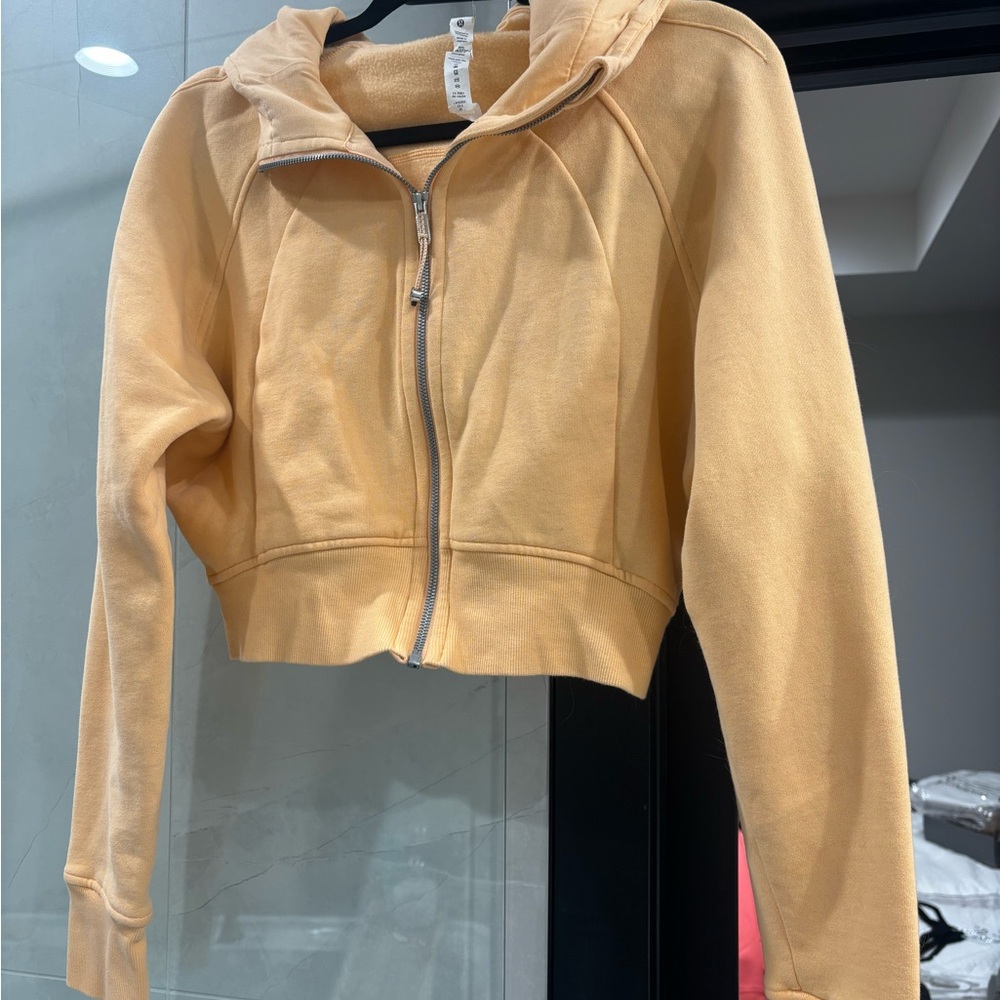 lululemon athletica Peach Cropped Zip Hoodie